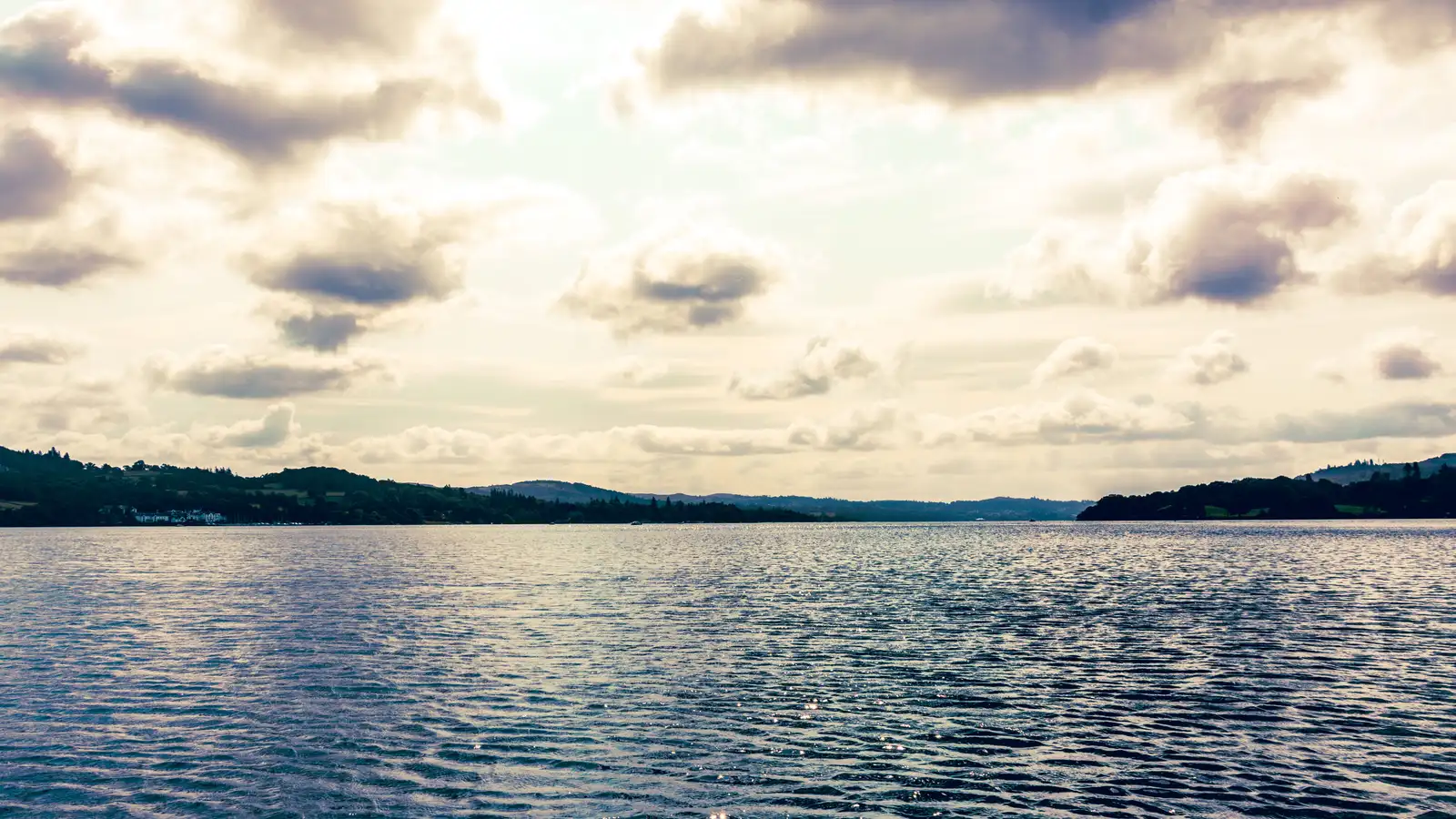 Big Water Lots on Lake Keowee: What Buyers Should Understand Before Choosing One