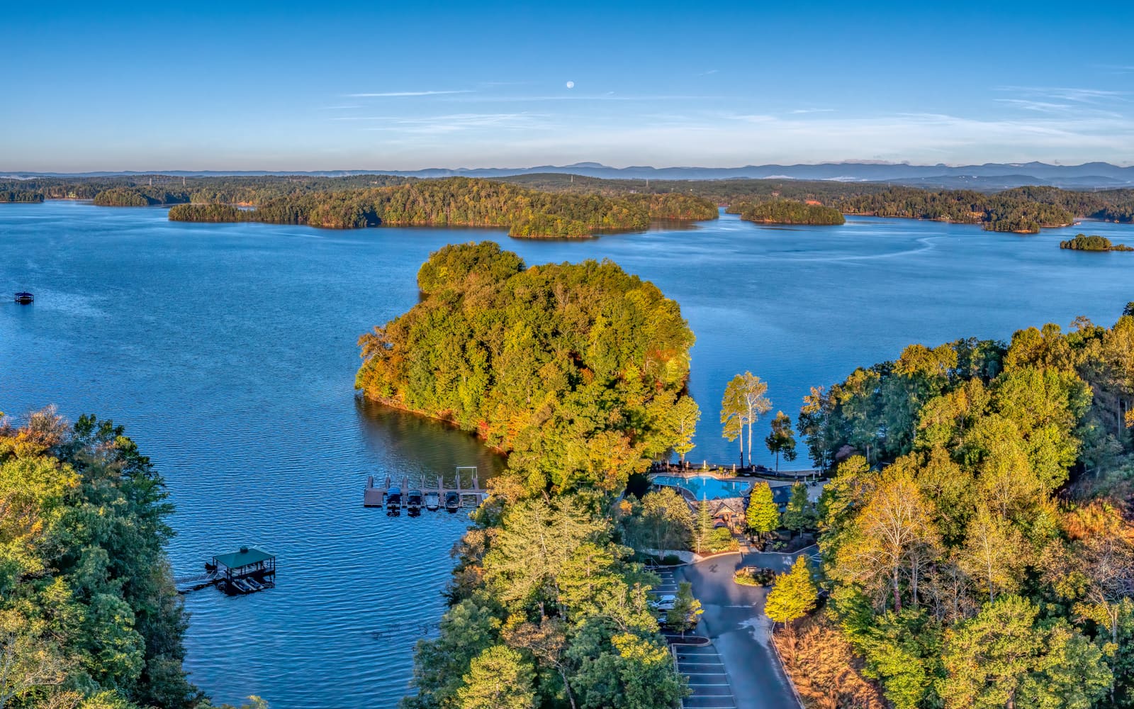 Lake Keowee Private Club Communities